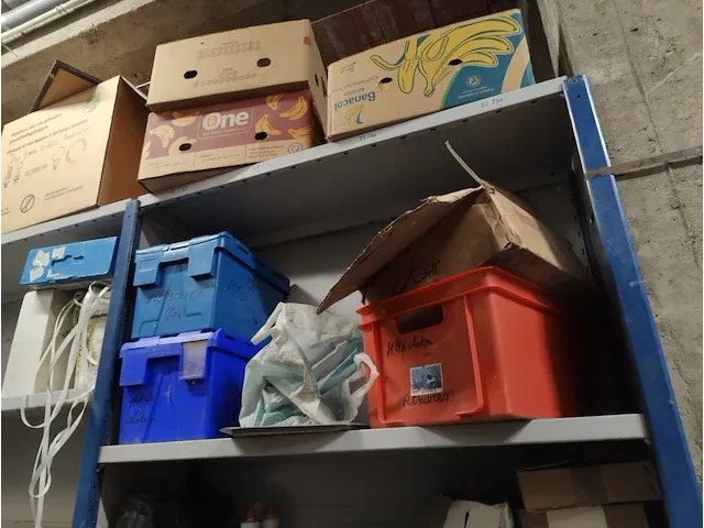 12 metalen magazijnrekken - afbeelding 13 van  23