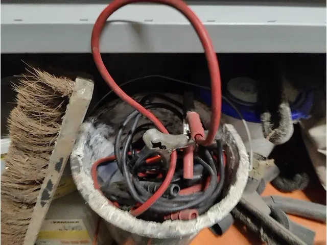 12 metalen magazijnrekken - afbeelding 16 van  23
