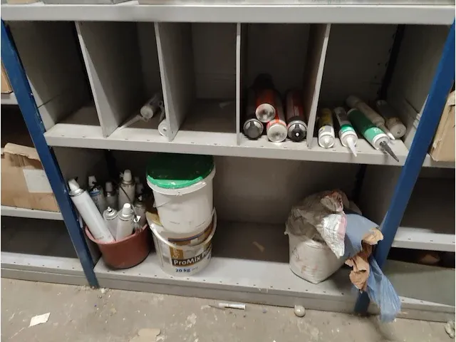 12 metalen magazijnrekken - afbeelding 20 van  23