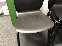 12 metalen stoelen - afbeelding 2 van  6