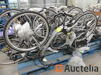 12 minerva gemotoriseerde elektrische fietsen (op te knappen of voor onderdelen) - afbeelding 8 van  18