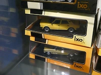 12 miniatuur autos ixo - matrix - afbeelding 2 van  6