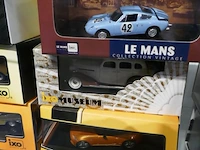12 miniatuur autos ixo - matrix - afbeelding 3 van  6