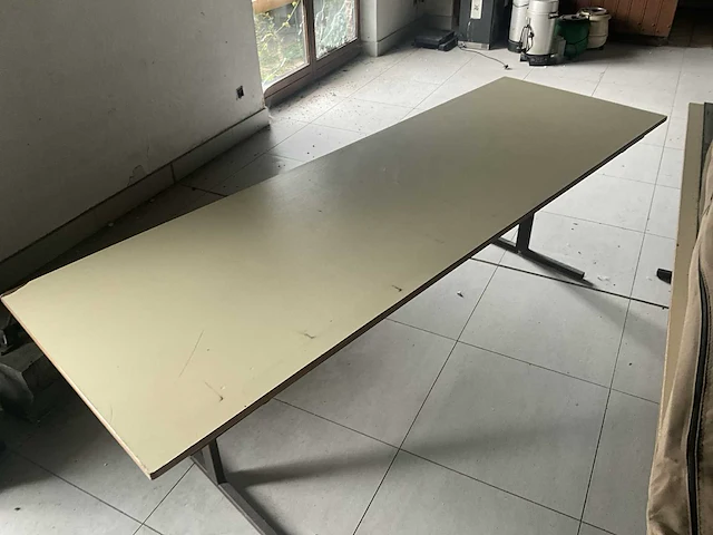 12 opklapbare houten tafels - afbeelding 2 van  8