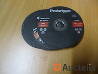 12 prototype metalen doorslijpschijven - afbeelding 2 van  2