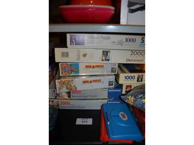 12 puzzels, map en 2 rollen voor puzzels op te bergen, 5 gezelschapsspellen - afbeelding 4 van  6
