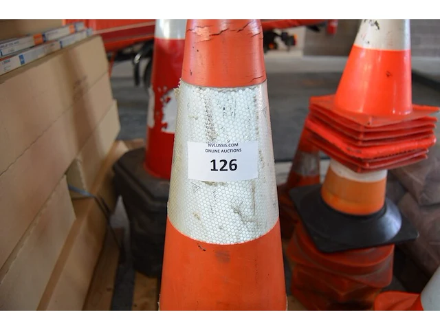12 stuks grote verkeerskegels - afbeelding 2 van  5
