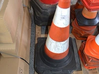 12 stuks grote verkeerskegels - afbeelding 4 van  5
