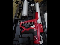 12 v siliconen elektrisch pistool in zijn stier 3800n koffer - afbeelding 3 van  6