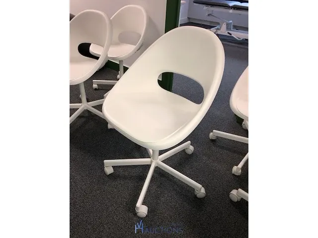 12 verrijdbare metalen stoelen - afbeelding 3 van  6