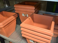 12 vierkante bloempot elho diverse afmetingen 12-26 liter, kleur: terracotta - afbeelding 4 van  4