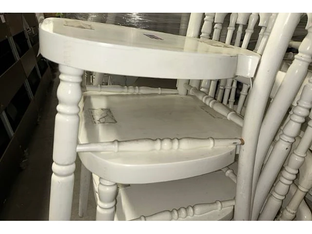 12 witte houten stoelen - afbeelding 3 van  4
