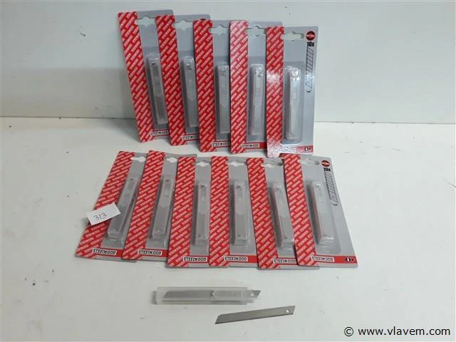 12 x afbreek vervangmes 9 mm 10 stuks - afbeelding 1 van  2