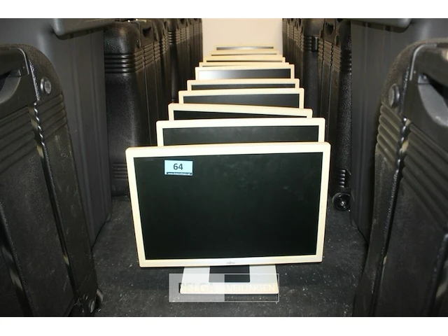 12 x fujitsu monitor - afbeelding 1 van  7