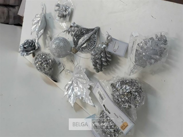 12 x hangdeco zilver / grijs mix - afbeelding 3 van  3