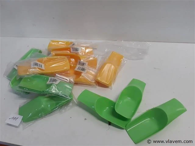 12 x schepje pvc 3 stuks 12 cm - afbeelding 2 van  2