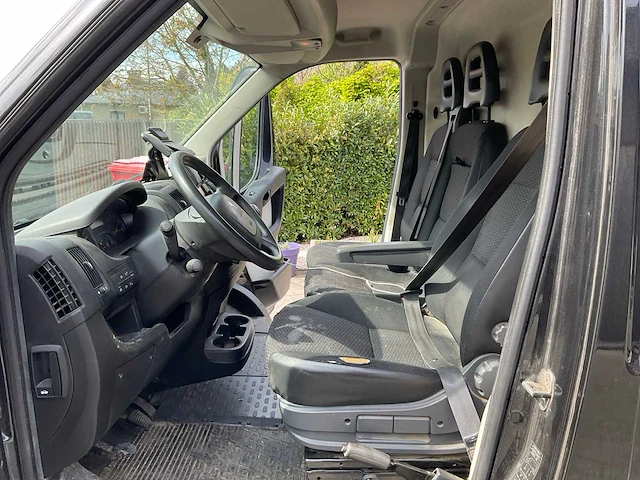 120 peugeot boxer bedrijfswagen - afbeelding 16 van  29