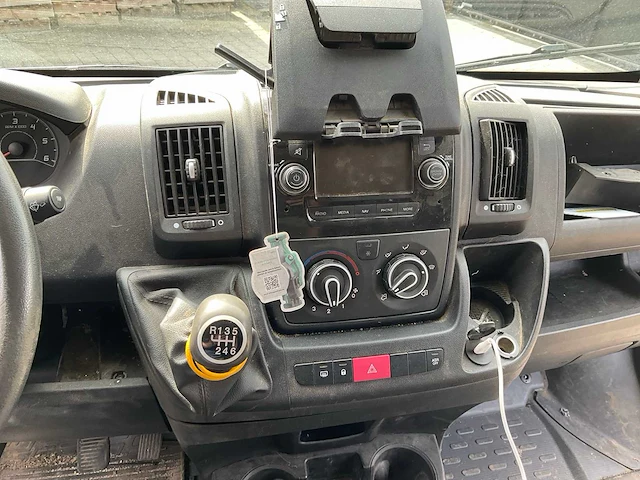 120 peugeot boxer bedrijfswagen - afbeelding 19 van  29