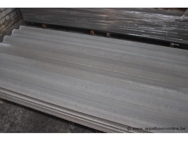 120x neptunus golfplaat 76 295x110 ba-rh nag100 (40 st/pal) (= 6 1/4 golven met 4 voorgegroefde hoeken) - afbeelding 2 van  3