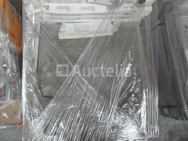 12,1 m² rak ceramics tegels - afbeelding 1 van  5