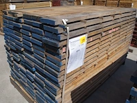 1,22 m³ eiken planken 30mm rustiek - afbeelding 1 van  3