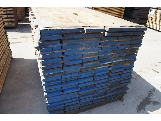 1,22 m³ eiken planken 30mm rustiek - afbeelding 3 van  3