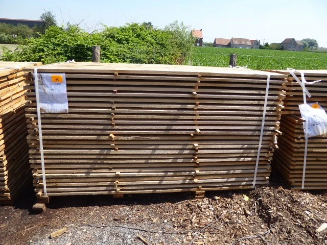 1,24 m³ eiken planken - afbeelding 1 van  3