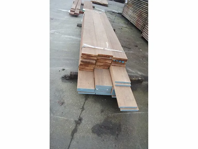124,20 lm ayous thermo planken 21mm - afbeelding 4 van  4
