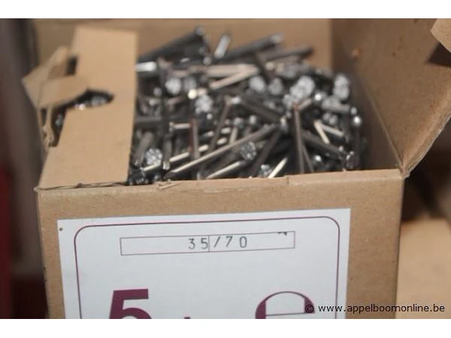 125 dozen a 5kg spijkers 35x70 - afbeelding 2 van  3