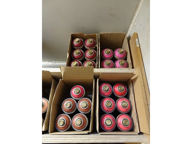 125x 400 ml spuitbus gold nc.acrylic professional spray paint - afbeelding 2 van  7