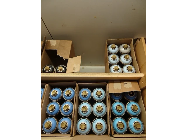 125x 400 ml spuitbus gold nc.acrylic professional spray paint - afbeelding 4 van  7