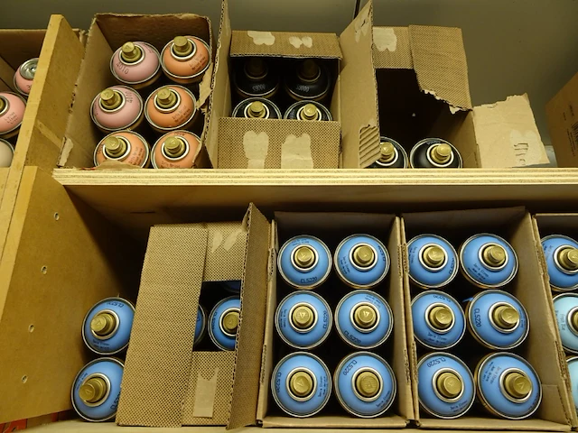 125x 400 ml spuitbus gold nc.acrylic professional spray paint - afbeelding 5 van  7