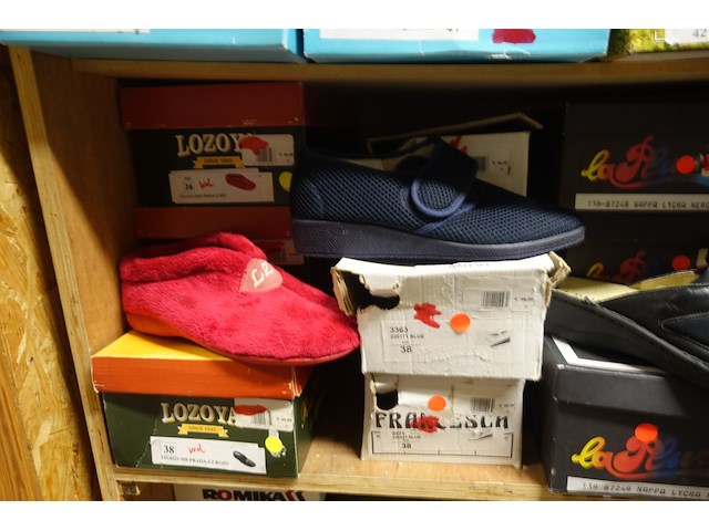 125x div damespantoffels - afbeelding 20 van  23