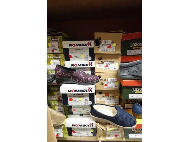 125x div damespantoffels - afbeelding 23 van  23