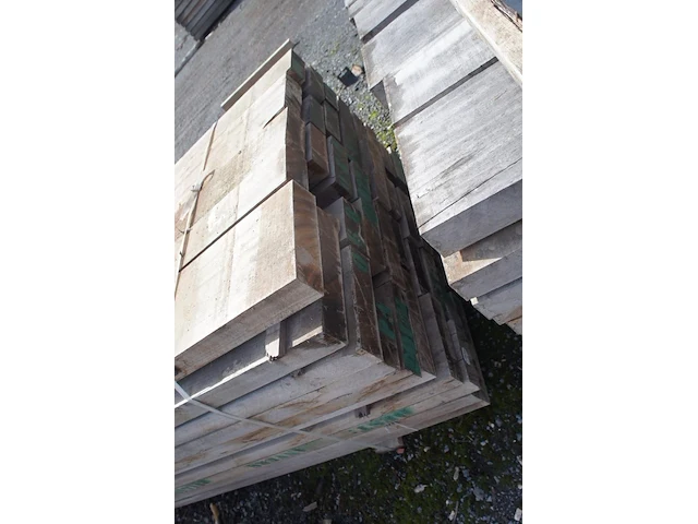 1,26 m³ padouk 65mm - afbeelding 4 van  5