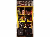 126 stuks diversen merk: marvel, funko,dc, etc