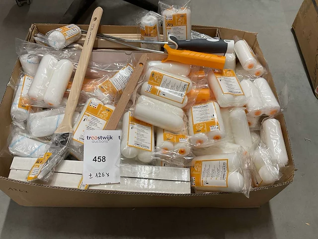 126 x schildersgereedschap - afbeelding 1 van  6