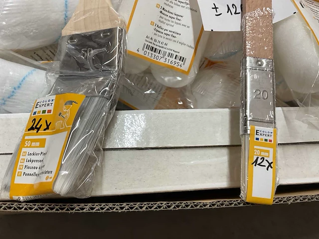 126 x schildersgereedschap - afbeelding 3 van  6