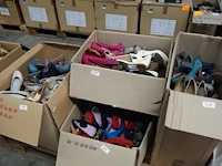 129x diverse schoenen - afbeelding 5 van  5