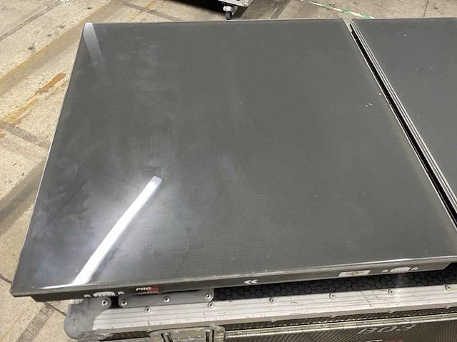 12m2 of roe black marble 4 (bm4) blackface outdoor led screen - afbeelding 2 van  5