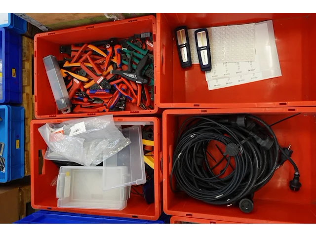 12x grijpbak diversen - afbeelding 1 van  13