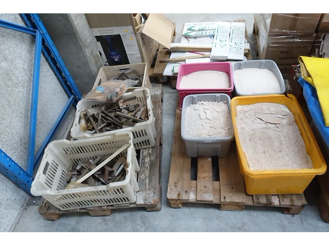 12x pallet diverse goederen - afbeelding 20 van  27