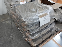12x pallet metalen onderdelen laadpaalproductie - afbeelding 4 van  9