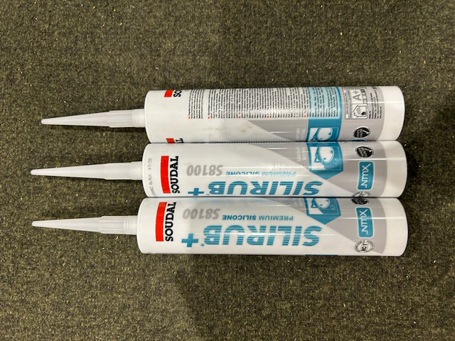12x soudal silirub s8100 - afbeelding 1 van  4