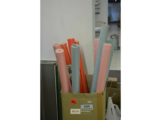 12x tafel rollen papier div kleuren 180cm breed - afbeelding 1 van  3