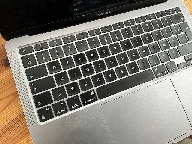 13” apple macbook air a2337 - afbeelding 5 van  11