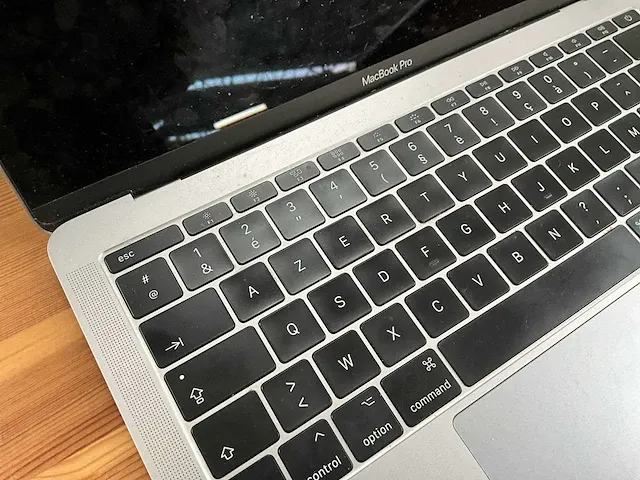 13” apple macbook pro a1708 - afbeelding 3 van  10