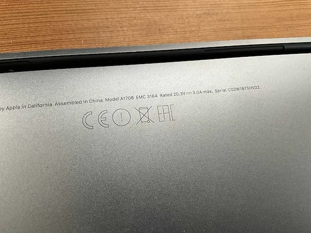 13” apple macbook pro a1708 - afbeelding 8 van  10