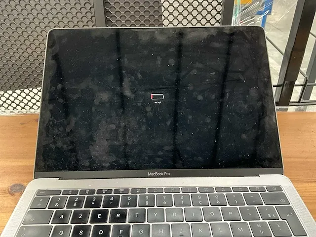 13” apple macbook pro a1708 - afbeelding 9 van  10