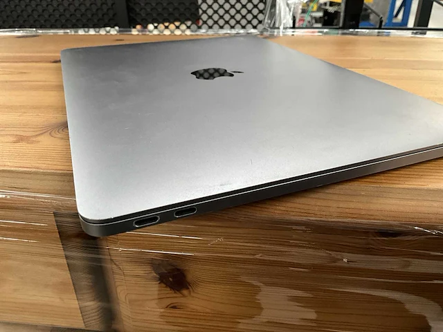 13” apple macbook pro a1708 - afbeelding 8 van  11